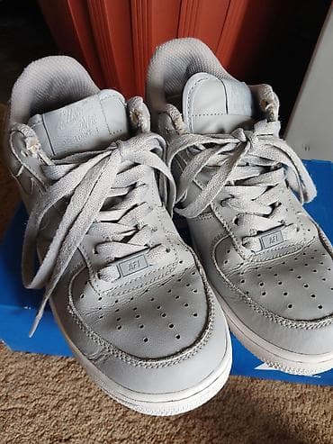 Кроссовки, 37.5, 38, Nike, Б/у, цвет - Серый