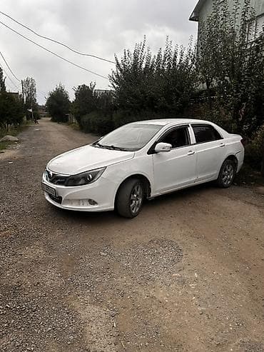 электромобили byd e5: BYD E5: 2017 г., Робот, Электромобиль, Седан — 2