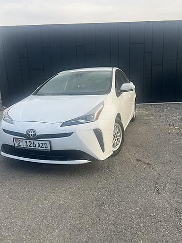 start: Toyota Prius: 2020 г., 1.8 л, Автомат, Гибрид, Хэтчбэк — 2