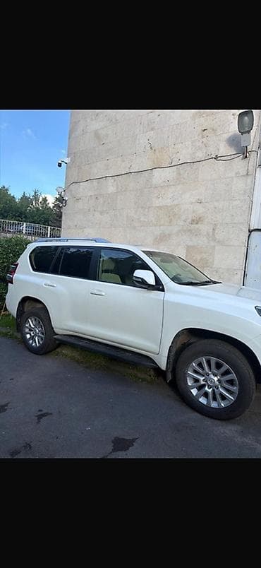 Toyota Land Cruiser Prado: 2017 г., 4 л, Автомат, Бензин, Внедорожник at lalafo.kg — 1 Toyota Land Cruiser Prado: 2017 г., 4 л, Автомат, Бензин, Внедорожник — 1