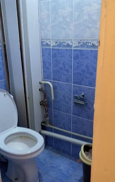 bishkek flat: 3 комнаты, С мебелью частично — 3