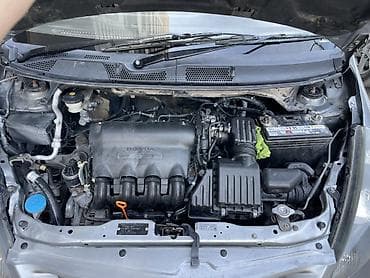 авто бесплатно: Honda Fit: 2003 г., Бензин, Хэтчбэк — 8
