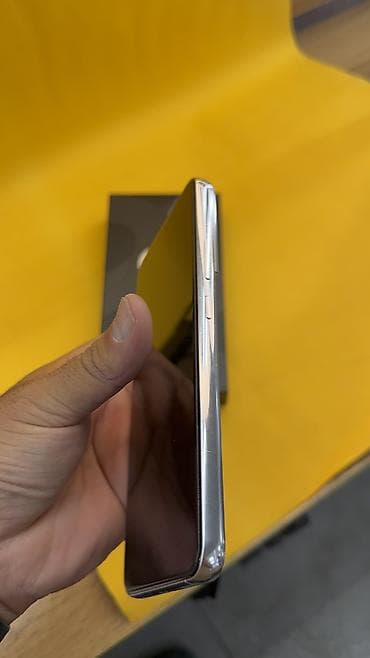 Техника жана электроника: Samsung Galaxy S22 Plus, Колдонулган, 256 ГБ, 1 SIM, eSIM — 9