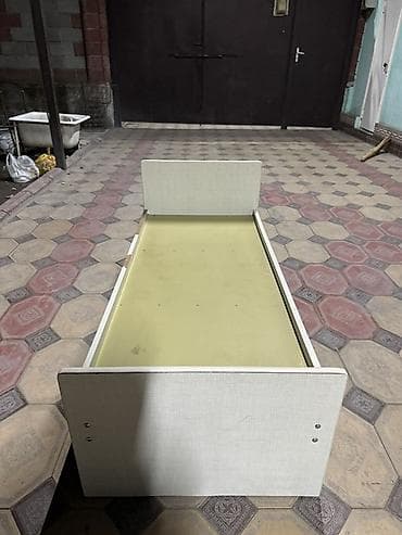 Уход и хранение одежды: Односпальная кровать, Каркас без матраса, длина - 200 см — 1