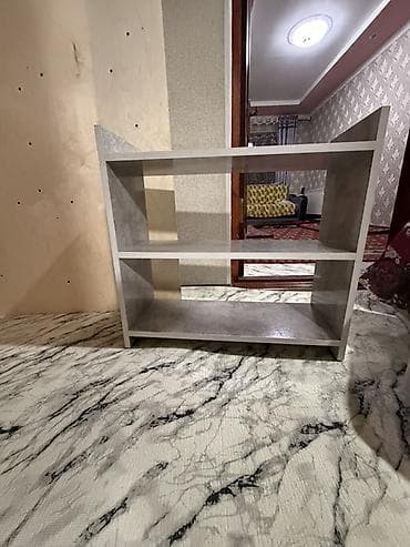 Небольшой двухполочный стеллаж/тумба открытого типа. - Компактные