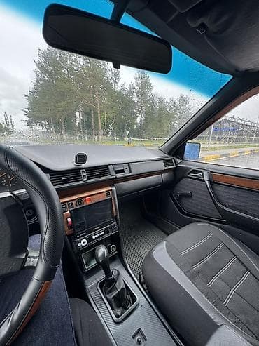 e60 m5: Mercedes-Benz W124: 1990 г., 2.3 л, Механика, Бензин, Седан — 9