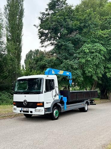 длиная: Mercedes-Benz Atego бортовой грузовик с краном-манипулятором — 1