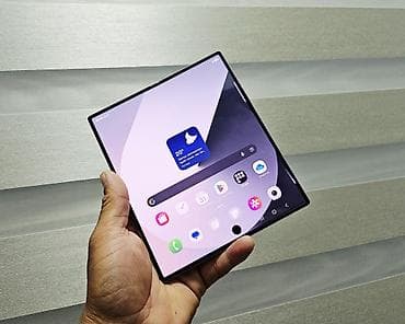Samsung Galaxy Z Fold6, Б/у, 256 ГБ, цвет - Серебристый, 1 SIM, 2 SIM, eSIM