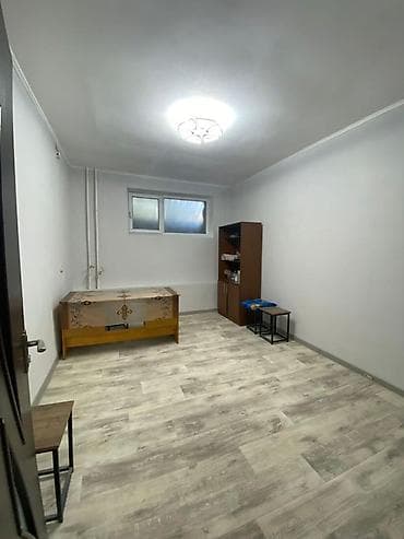 Коммерциялык мүлк: Кеңселерди ижаралоо, 105 м², Турак комплексинде, Өзүнчө кире бериши менен, Өзүнчө санитардык түйүнү менен — 3