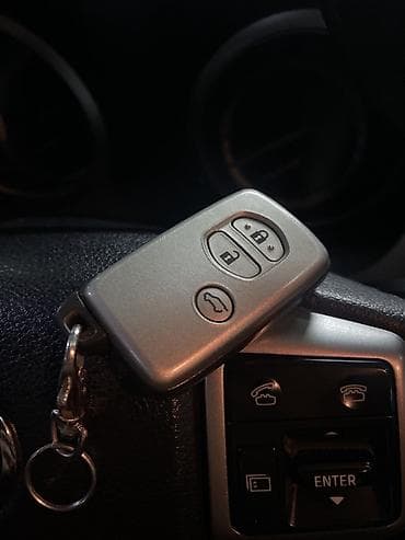 Смарт ключ Toyota Land Cruiser Изготовление и прописка смарт ключей — 1
