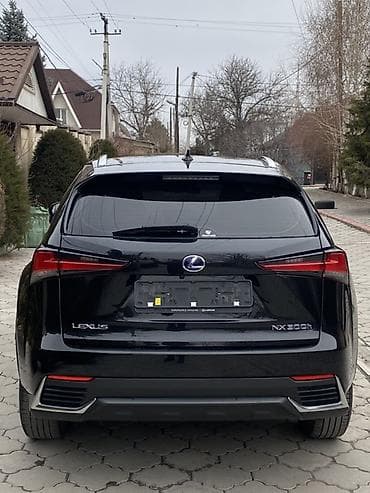 lexus e: Lexus NX: 2019 г., 2.5 л, Автомат, Гибрид, Кроссовер — 2