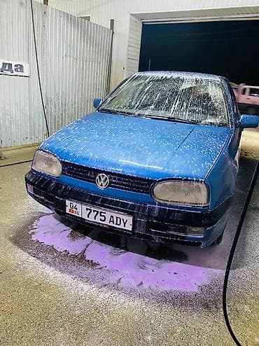 Volkswagen Golf: 1992 г., 1.8 л, Механика, Бензин, Хэтчбэк — 1