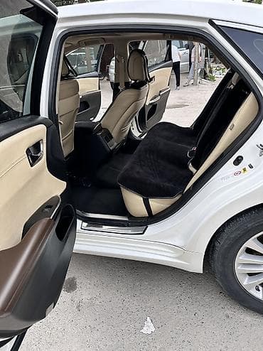 Toyota Avalon: 2015 г., 2.5 л, Вариатор, Бензин, Седан at lalafo.kg Toyota Avalon: 2015 г., 2.5 л, Вариатор, Бензин, Седан