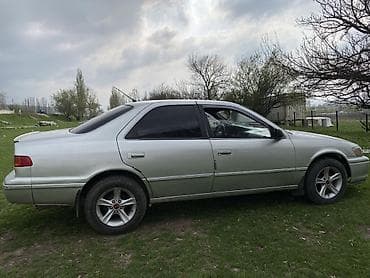Транспорт: Toyota Camry: 2000 г., 2.2 л, Автомат, Бензин, Седан — 3