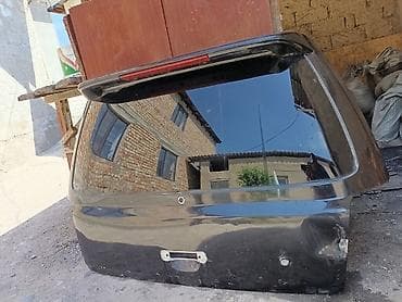 Крышка багажника Subaru, 1998 г., Оригинал