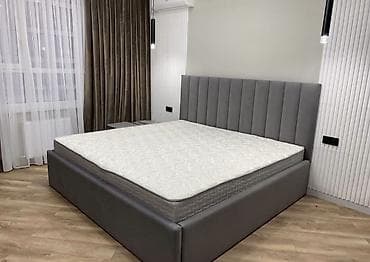 Двуспальная кровать с высоким мягким изголовьем - Размер спального