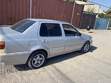 sprinter 4 4: Volkswagen Vento: 1994 г., 1.8 л — 3