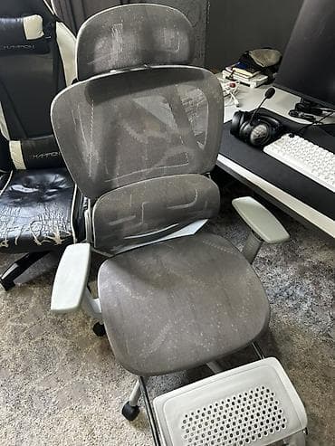 офисной стул: Офисное кресло, Б/у, С колесиками, цвет - Серый, Самовывоз, Платная доставка — 1