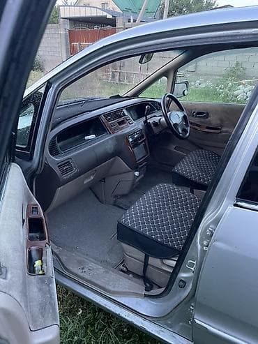 бампер на одисей: Honda Odyssey: 1999 г., Автомат, Минивэн — 4