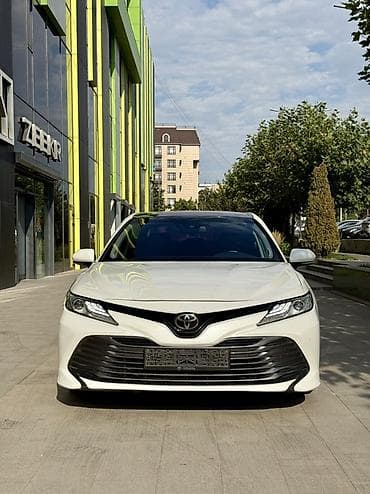 byd e5: Toyota Camry: 2018 г., 2.5 л, Автомат, Бензин, Седан — 2