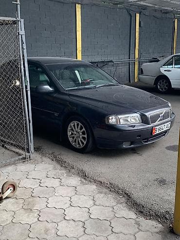 Volvo S80: 2002 г., 2 л, Механика, Бензин, Седан at lalafo.kg Volvo S80: 2002 г., 2 л, Механика, Бензин, Седан