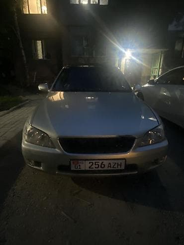 bmw 5: Lexus IS: 2001 г., 2 л, Автомат, Бензин, Седан — 3