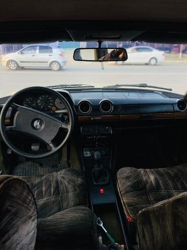 дерево руль мерс: Mercedes-Benz седан (серия W123, интерьер) Описание: - Классический — 10