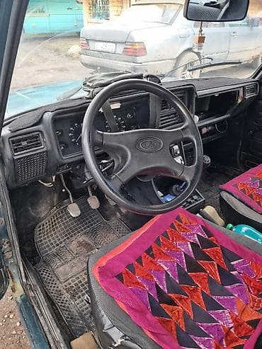 приора машина: ВАЗ (ЛАДА) 2107: 2007 г., 1.6 л, Механика, Бензин, Седан — 5