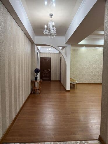 дешевые квартиры в бишкеке купить 2 комнатные: 3 комнаты, Собственник, С мебелью полностью — 13