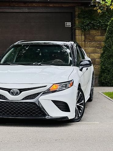 Toyota: Toyota Camry: 2018 г., 2.5 л, Автомат, Бензин, Седан — 4