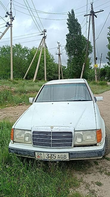 golf 5: Mercedes-Benz W124: 1993 г., 2 л, Механика, Дизель, Седан — 2
