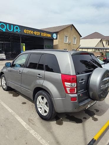богато: Suzuki Grand Vitara: 2008 г., 2 л, Автомат, Бензин, Кроссовер — 4