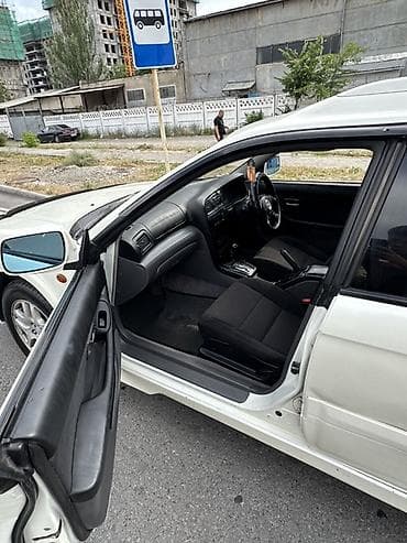 первый владелец: Subaru Legacy Lancaster: 2002 г., 2.5 л, Автомат, Бензин, Универсал — 8