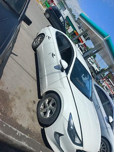 lf sonata: Hyundai Sonata: 2021 г., Седан — 4