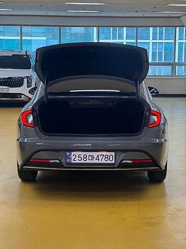 hyundai kona: Hyundai Sonata: 2022 г., 2 л, Автомат, Гибрид, Кроссовер — 8