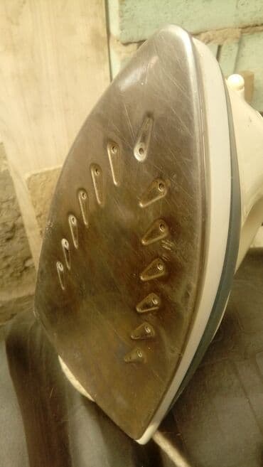 клинок ращекающих демонов: Утюг рабочий 700с — 2