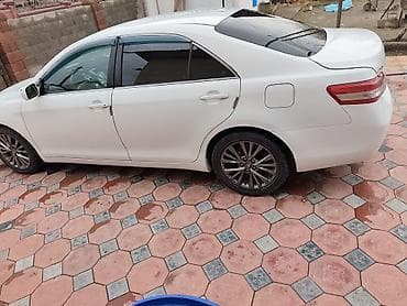 Транспорт: Toyota Camry: 2011 г., Бензин, Седан — 8