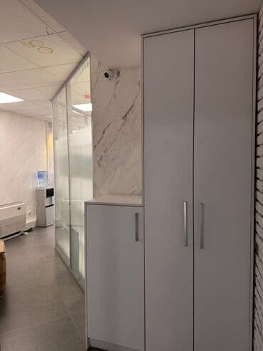 арендовать квартиру для офиса: Сдаю Офис, 53 м², В торговом центре, С системой безопасности, 1 линия — 2