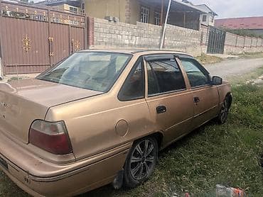 v klass: Daewoo Nexia: 2001 г., Седан — 8