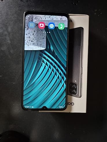 iphone 8plus 256: Samsung Galaxy A12, Б/у, цвет - Черный — 1