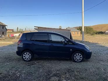 тоето пикник: Toyota Corolla Verso: 2003 г., 2 л, Механика, Дизель, Минивэн — 7