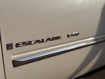 авто выхлоп: Cadillac Escalade: 2006 г., 6.2 л, Автомат, Газ, Внедорожник — 6