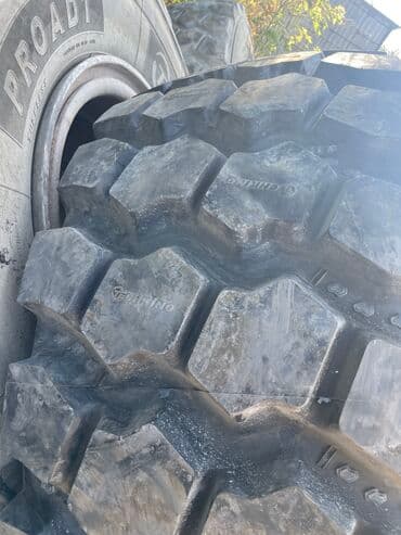 шины на спецтехнику: Шины и камеры на погрузчик экскаватор Белаз 29.5-25 23.5-25 18.00-25 — 1