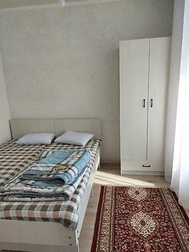 продаю дом в ак ордо 1: Продается коттедж срочно. Готовый бизнес. С огороженным участком 10 — 3