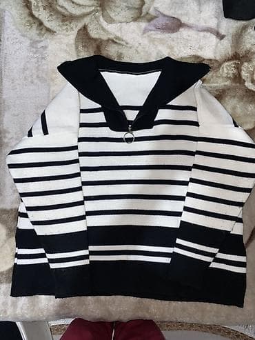 сток одежда: Полосатые лонгсливы и джемпер - Лонгслив 1: белый с зелёными — 3