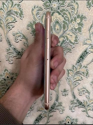 lg hbs: IPhone 8, Золотой — 9