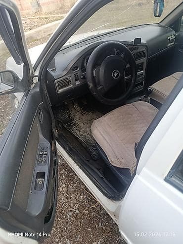 сиденья нексия 1: Chevrolet Nexia: 2010 г., 1.5 л, Седан — 6