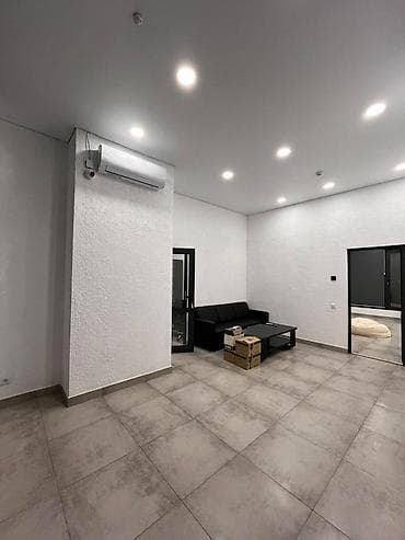 2500: Аренда офисов, 120 м², В жилом комплексе — 10
