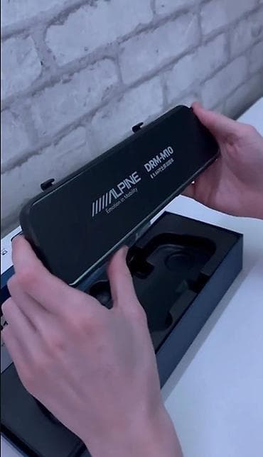 калем: Автомобильный видеорегистратор Alpine DRM‑M10 (серия DRM‑M) - — 3