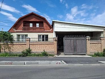 🏡 Продаётся кирпичный дом с участком 📍 Удобное расположение — всего at lalafo.kg 🏡 Продаётся кирпичный дом с участком 📍 Удобное расположение — всего
